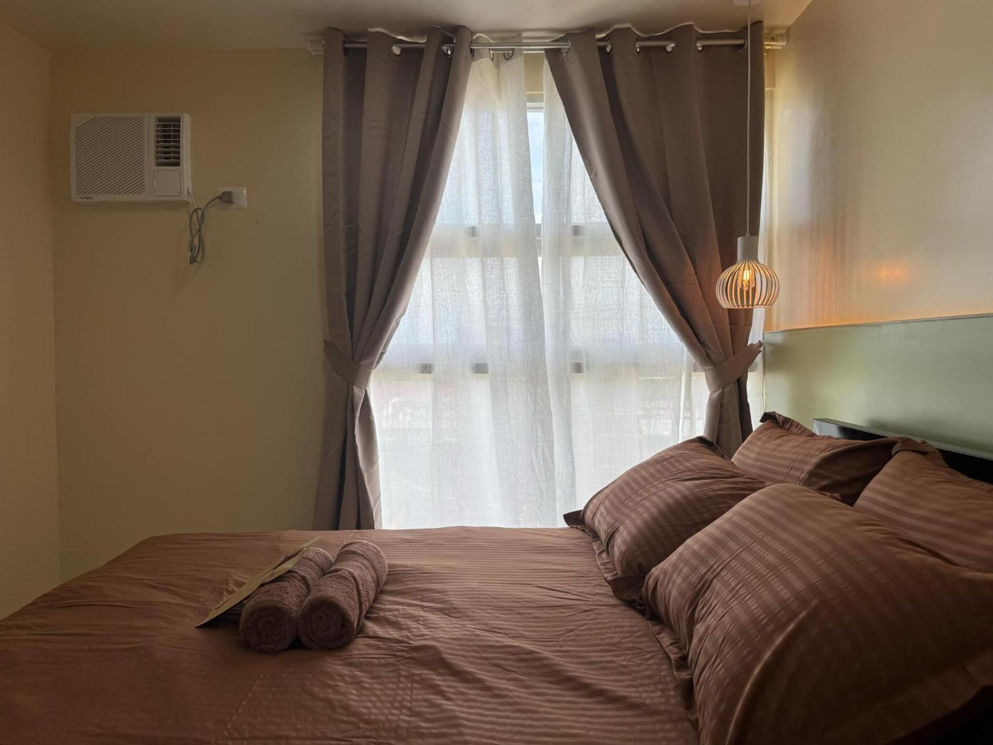 Condo 801 Bernwood Tower Iloilo City Exterior foto